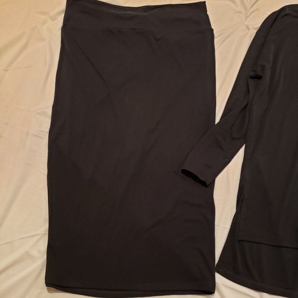 Daniella Faye Grey Ribbed Set, Size Medium - Picture 4 of 5